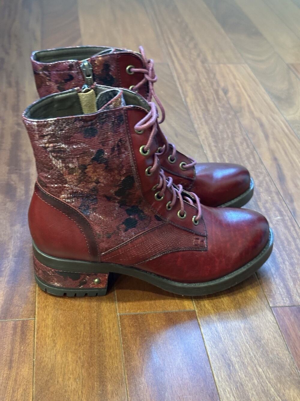 L'Artiste Floral Leather Combat Ankle Boots LaceUp SideZip Dark Red 38EU~US7.5-8